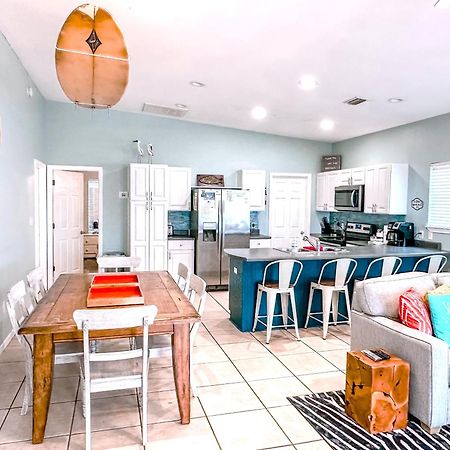 Eye-Catching Property W/ Picturesque Coastal Views Gulf Shores Exteriér fotografie