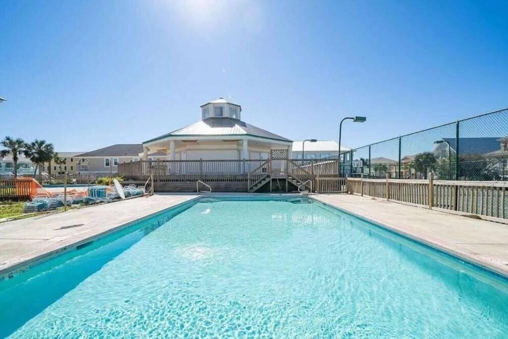Eye-Catching Property W/ Picturesque Coastal Views Gulf Shores Exteriér fotografie